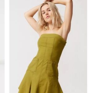 Urban Outfitters Strapless Green Dress